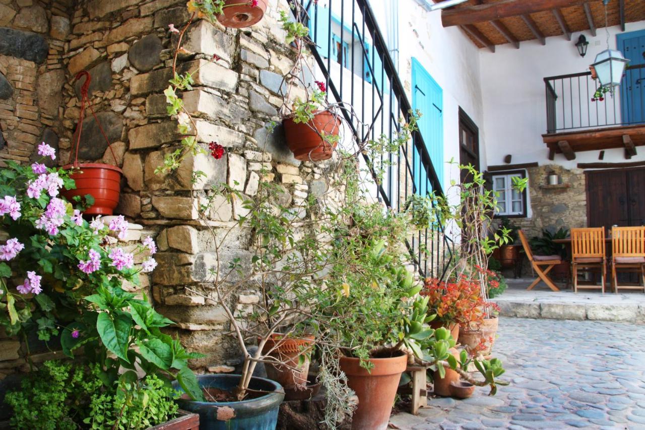 Aperanti Agrotourism Bed & Breakfast Pera Orinis ภายนอก รูปภาพ