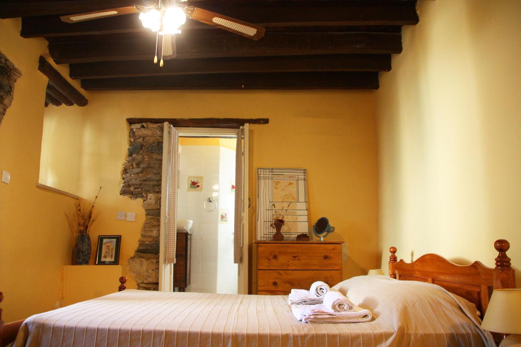 Aperanti Agrotourism Bed & Breakfast Pera Orinis ห้อง รูปภาพ